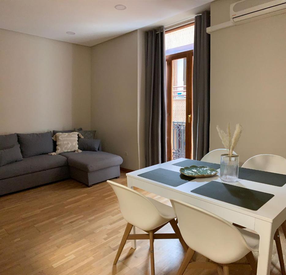 Plaza Ayuntamiento Apartment Valencia Exterior photo